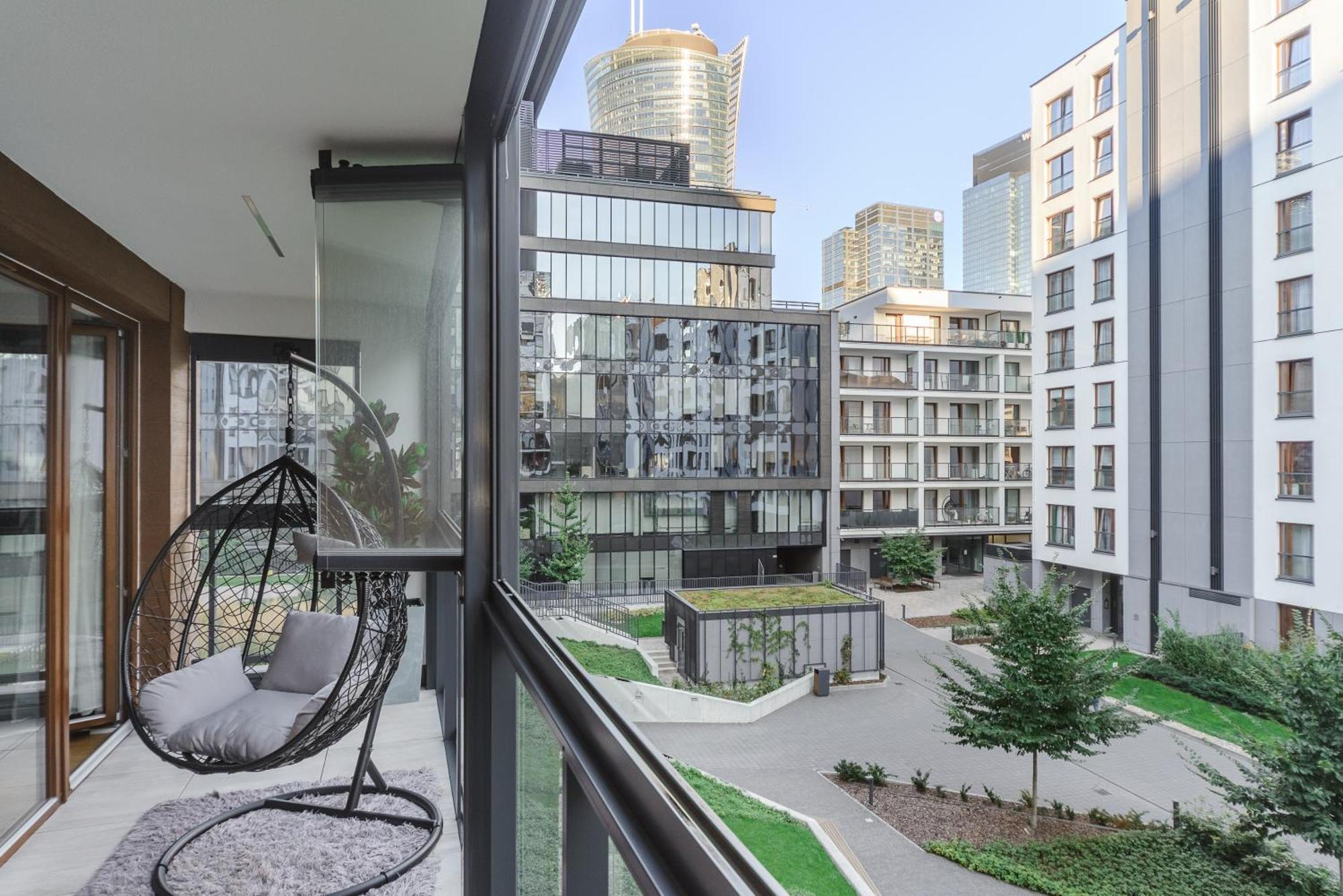 Lumina Apartment With Parking Near Muzeum Powstania Warschau Exterior foto